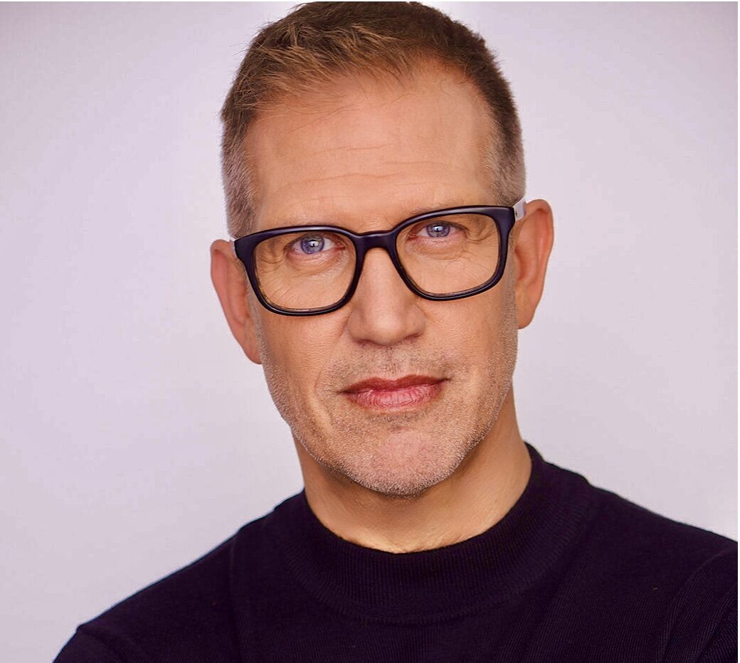 MV5BOGIwYWFmNWUtMmNjOC00NGNiLTliMWQtYjk1ODMzZTRiOTYzXkEyXkFqcGc@. V1 e1771950063890